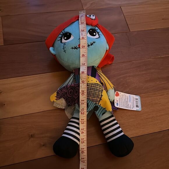 NWT Disney Valentines Day Nightmare Before Christmas 17 in Jack and Sally Plush - Picture 7 of 7